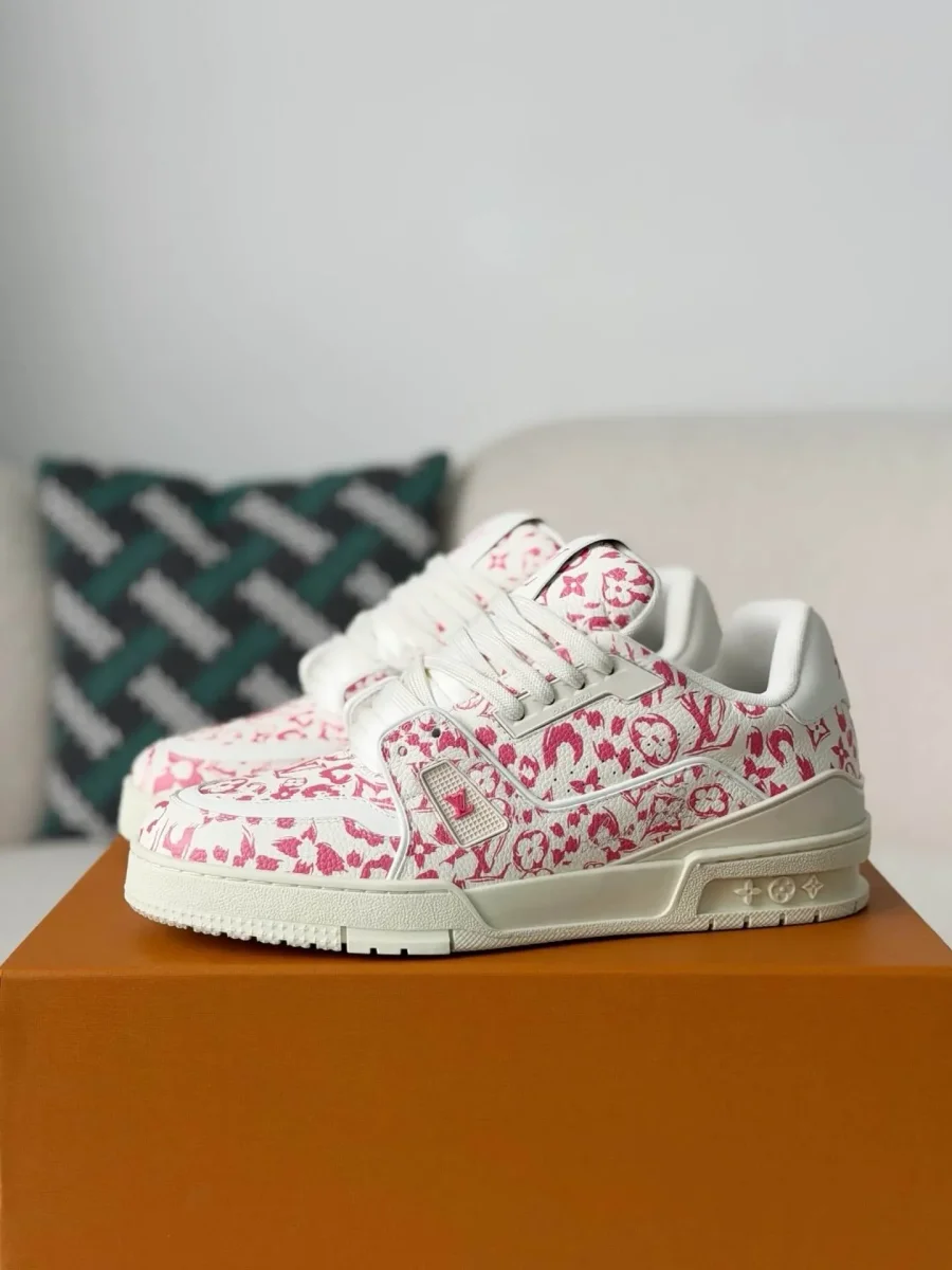 Louis Vuitton Trainer Sneaker – White & Pink Monogram Print